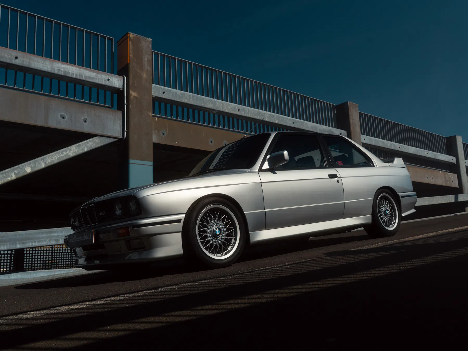 BMW M3 E30 zilver